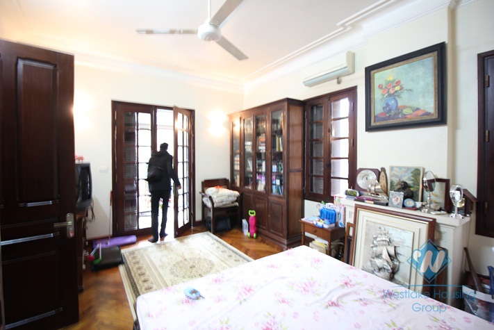 Green villa for rent in Tay Ho, Ha Noi